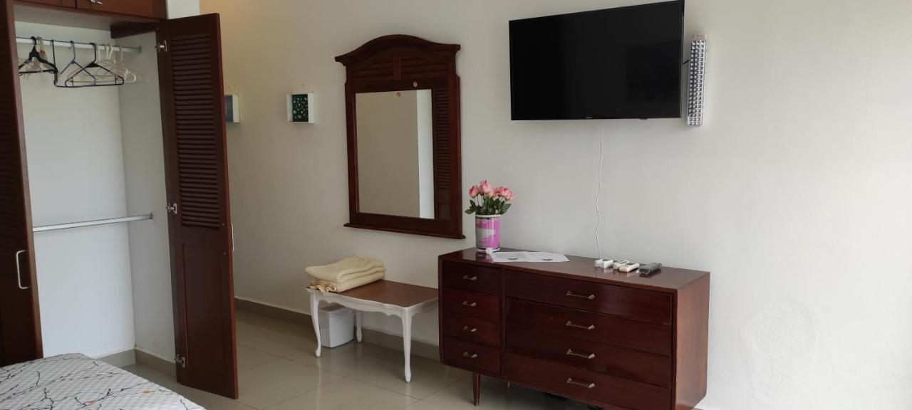 Casa Abril Cozzy Suites Cancún Zewnętrze zdjęcie